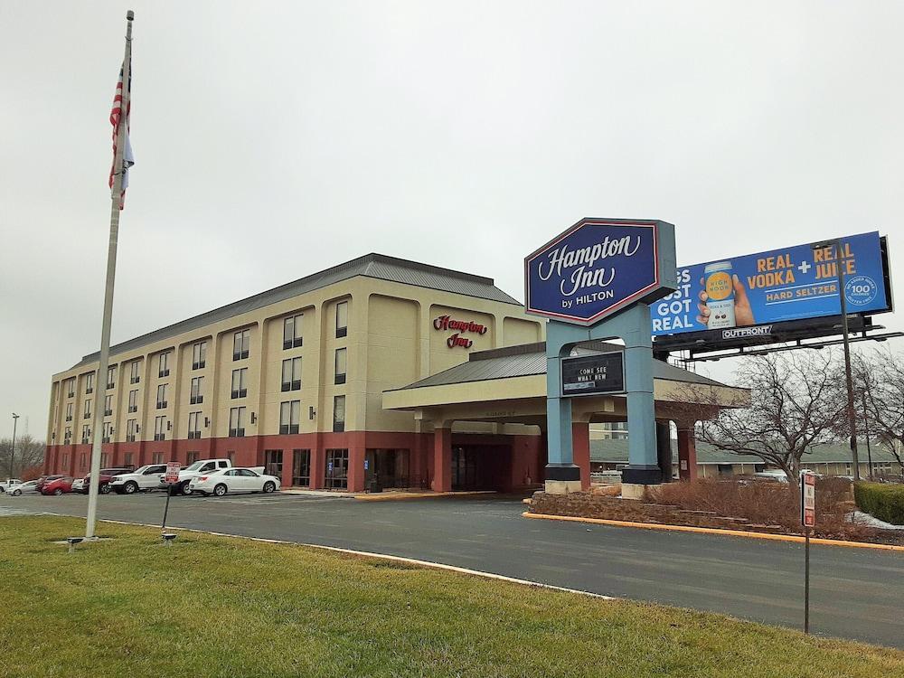 Hampton Inn St. Louis - Westport Maryland Heights Exterior photo